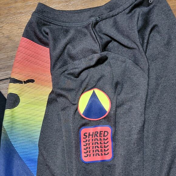 2 Toddler LS Tees: Glow-In-The-Dark Alien & Snowboarder (Quick-Dri) Tees - 5T - Picture 7 of 8